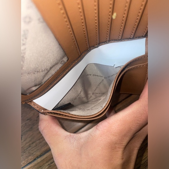 MK passport holder wallet Michael Kors monogram passport holder travel wallet - Picture 6 of 13